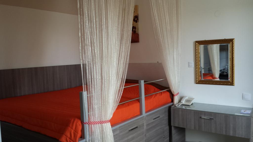 Takis Hotel Apartments Ialysos  Cameră foto